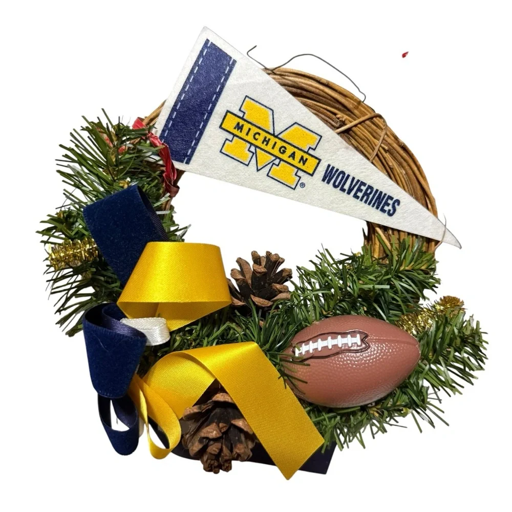 Michigan Wolverines Football Team Christmas Wreath Rico Industries Vintage 7”